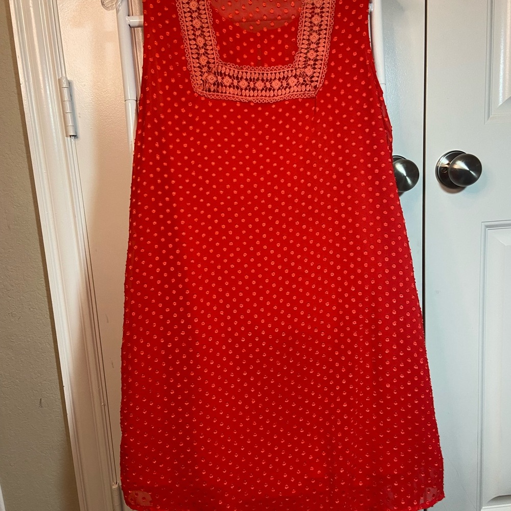 Sleeveless Bold peek-a-boo summer dress